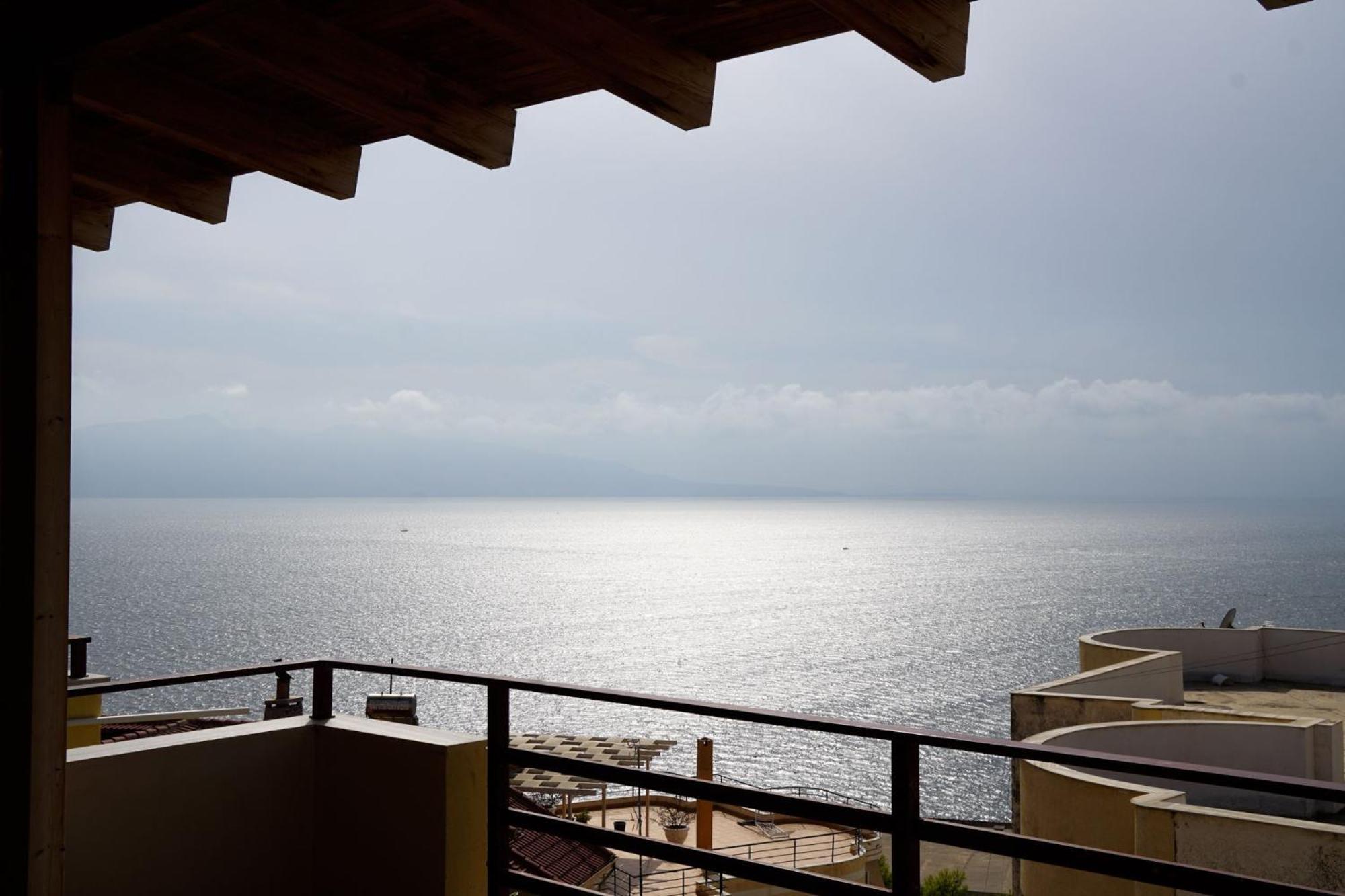 SarandëJon'S Penthouse公寓 外观 照片